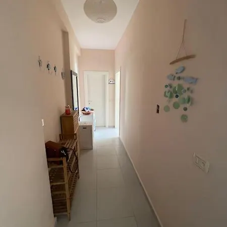 Natali's Golem Beach Apartment *